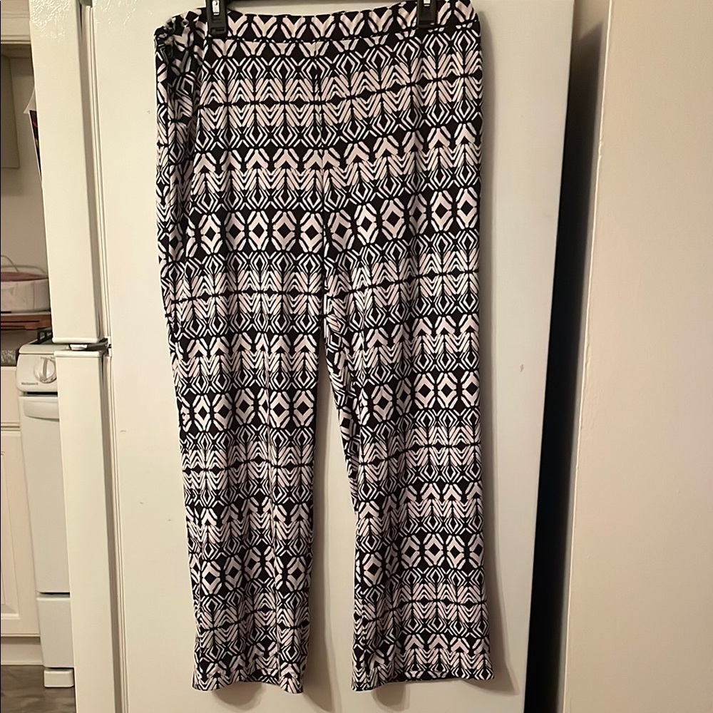 Zac & Rachel Petite Large Black and White Wide Leg Pants